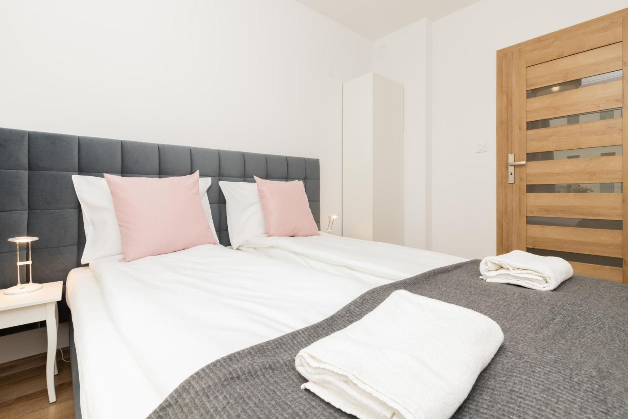 Totu Home Marina Gdansk Modern Apartment Exterior photo